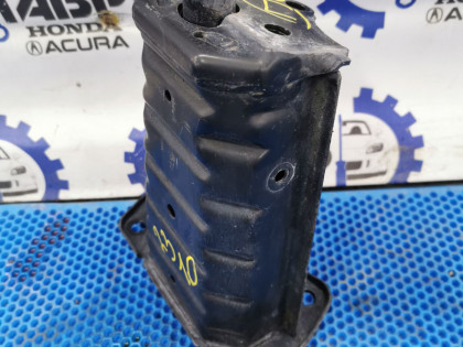 Кронштейн усилителя бампера GRS191
