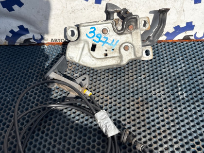 Замок капота J32