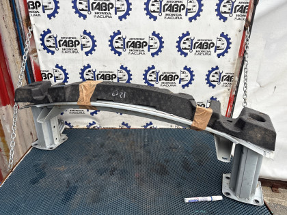 Усилитель бампера передний DK5FW