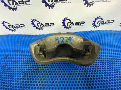 Суппорт передний правый B4Y03398ZC MAZDA CX-3
