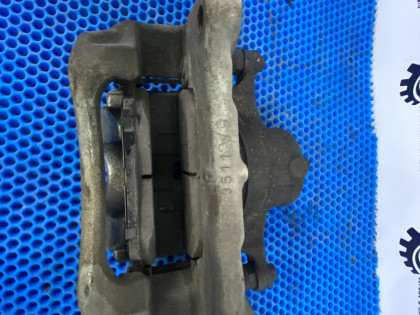 Суппорт передний правый MAZDA CX-3 OEM B4Y03398ZC DK5FW 2015