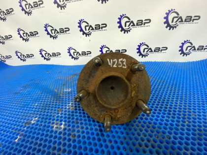 Ступица передняя правая 8954230260 LEXUS GS350