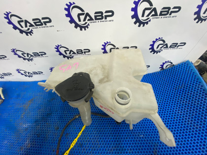 Бачок омывателя LEXUS GS350 OEM 8535530040 GRS191 2005