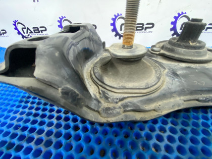 Подушка АКПП LEXUS GS450H OEM 1238031040 GWS191 2010