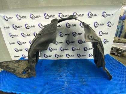 Подкрылок Передний правый MAZDA CX-3