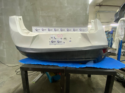 Бампер задний MAZDA CX-3 OEM D10J50221 DK5FW 2015
